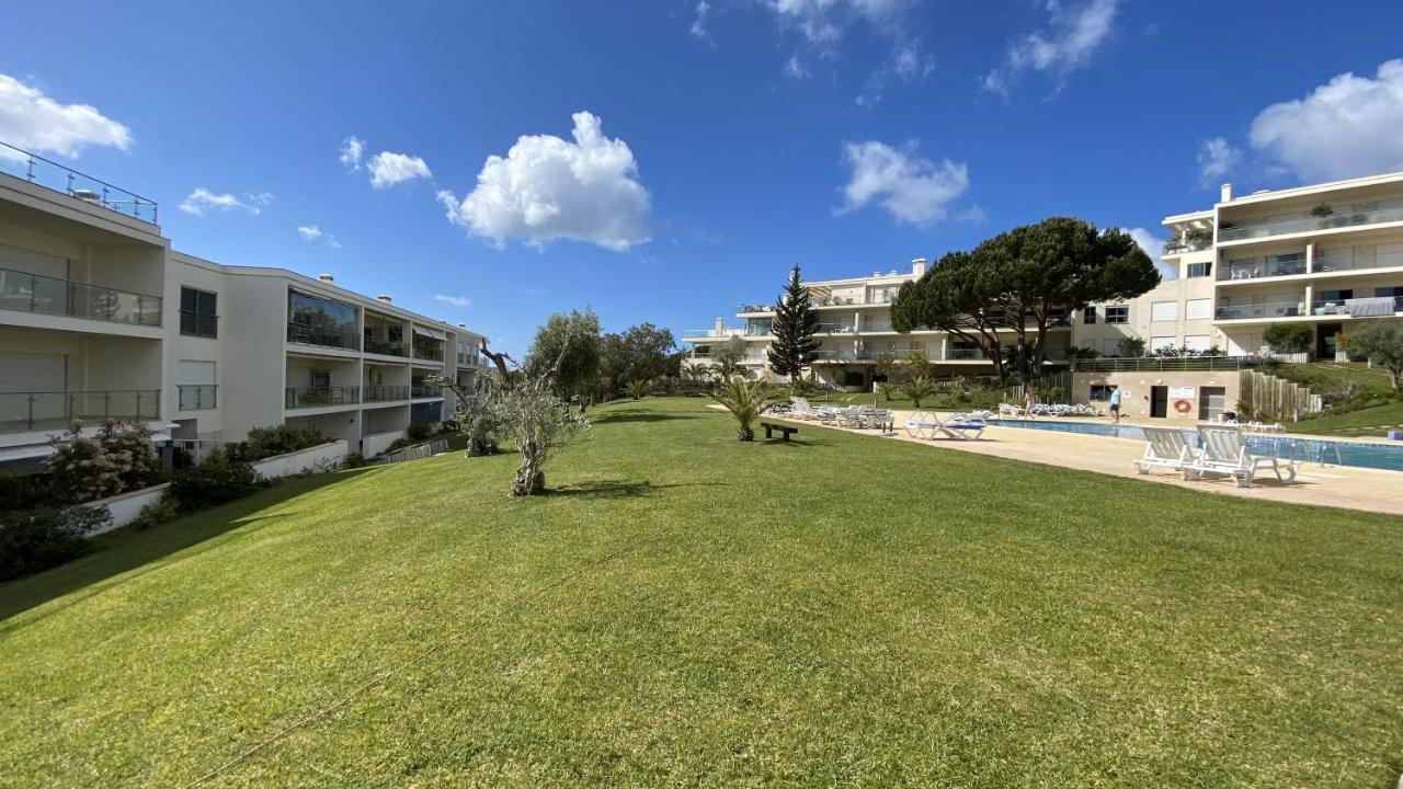 Charmant Appartement A 1Km De La Plage, Avec Piscine A Albufeira Exterior photo