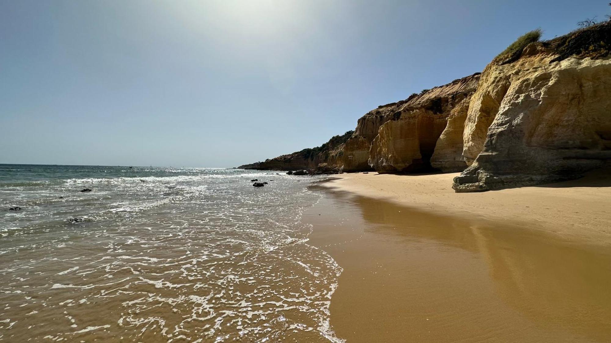 Charmant Appartement A 1Km De La Plage, Avec Piscine A Albufeira Exterior photo